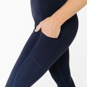 Zyia Navy Pocket Brilliant Hi-Rise 24" Size 14-16